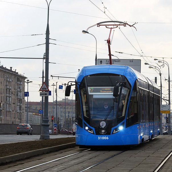 В Москве по маршруту №17 (